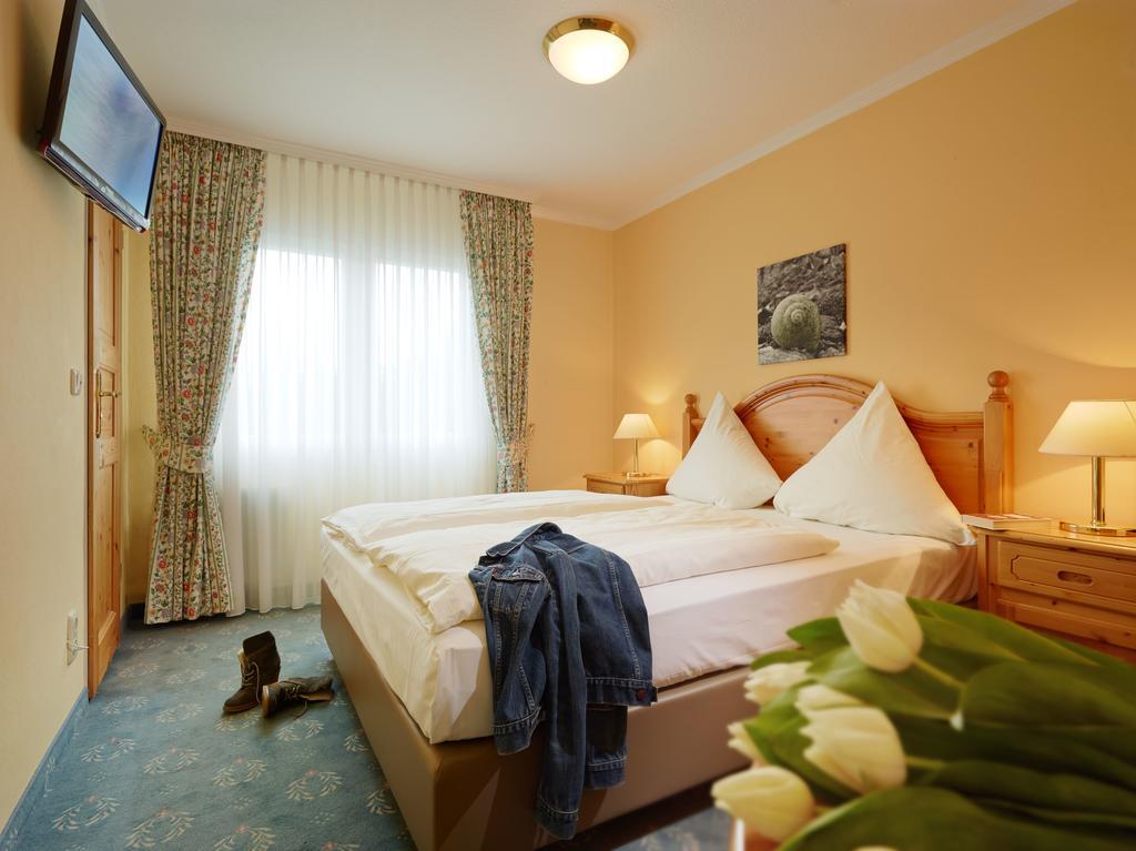 Ringhotel Boemers Mosel Landhotel Alf Exterior photo