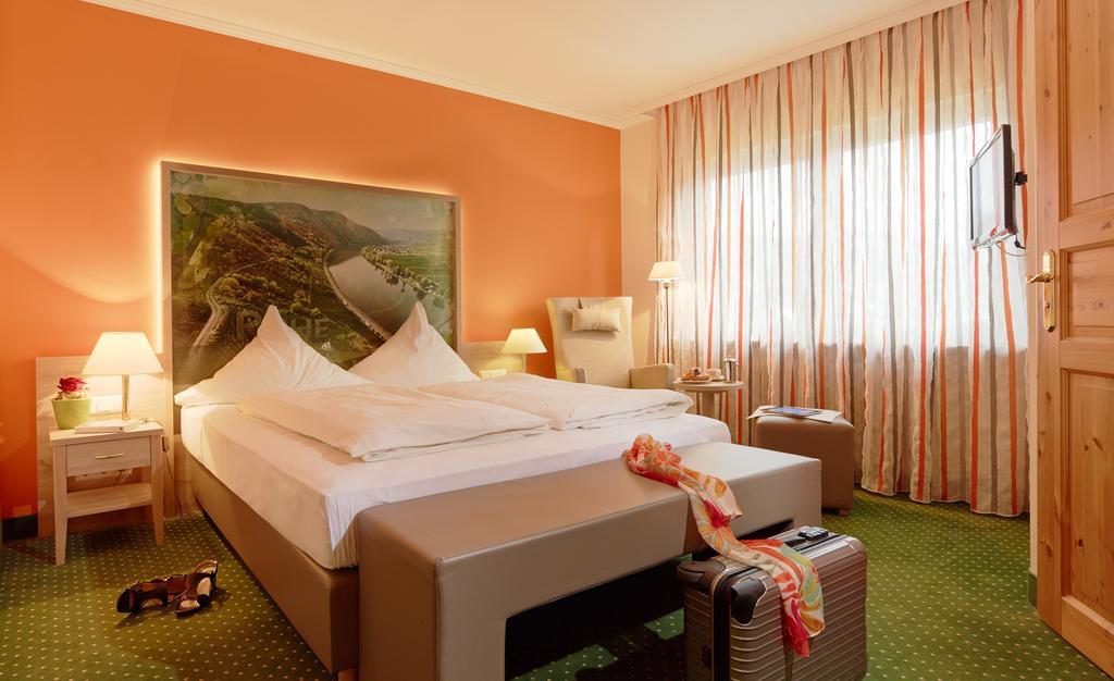 Ringhotel Boemers Mosel Landhotel Alf Exterior photo