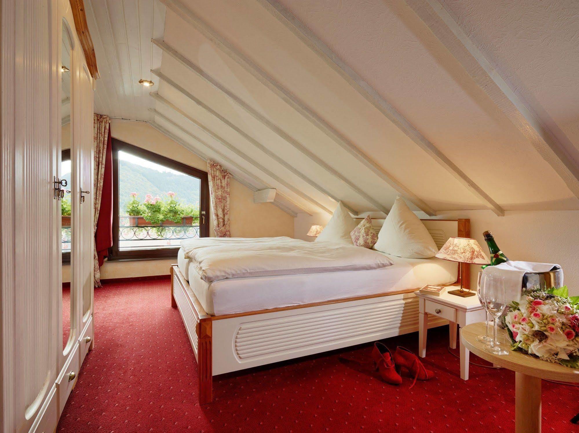 Ringhotel Boemers Mosel Landhotel Alf Exterior photo